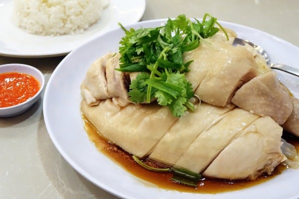 ข้าวมันไก่สมหวัง
